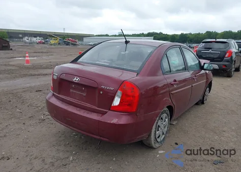 2009 Hyundai Accent Gls z USA, uszkodzony, nr VIN KMHCN46C79U347818